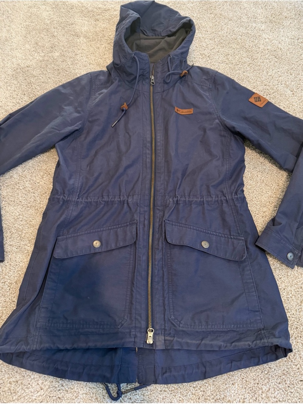 Columbia Hooded Sweatshirt in Dark Gray with Light Blue Trim